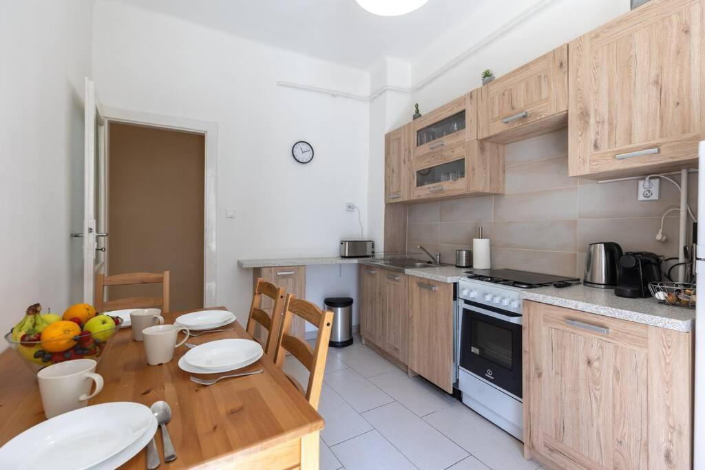 Apartment Location, Family Friendly Panorama View By Nw Budapest