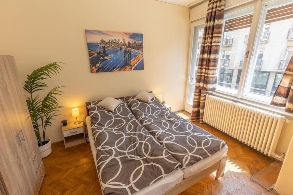 Location, Family Friendly Panorama View By Nw Apartment Budapest